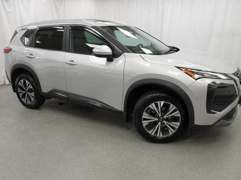 Used 2023 Nissan Rogue SV w/ SV Premium B Package AWD/4WD image 6