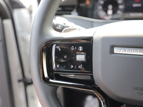 Used 2024 Land Rover Range Rover Evoque S AWD/4WD image 23