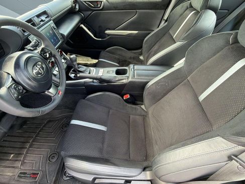 Certified 2023 Toyota GR86 Premium RWD image 5
