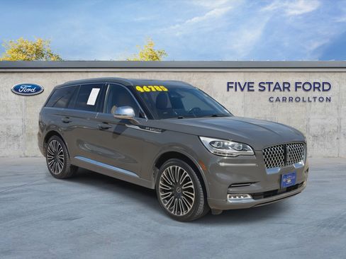 Used 2022 Lincoln Aviator Black Label w/ Class IV Trailer Tow Package AWD/4WD image 2