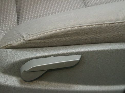 Used 2014 Chevrolet Silverado 1500 W/T image 11