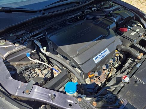Used 2014 Honda Accord Touring image 14