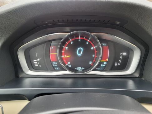 Used 2015 Volvo S60 T5 Premier image 15