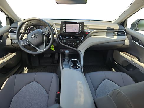 Used 2023 Toyota Camry LE FWD image 9