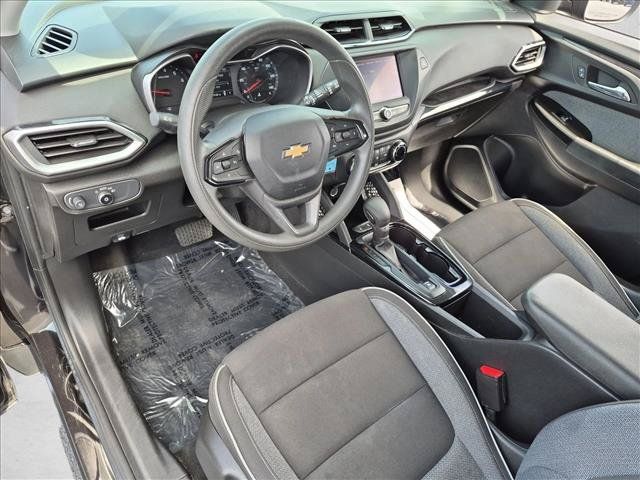 Used 2021 Chevrolet TrailBlazer LS FWD image 10