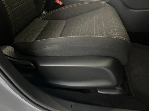 Used 2025 Honda HR-V Sport image 57