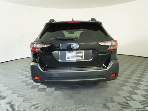 Certified 2025 Subaru Outback Onyx Edition AWD/4WD image 6