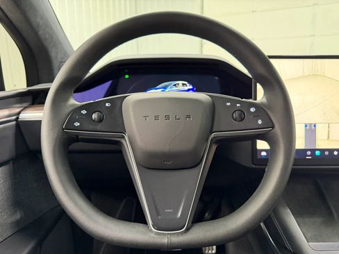 Used 2024 Tesla Model X AWD/4WD image 21