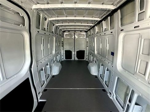 New 2025 Mercedes-Benz Sprinter 2500 image 14