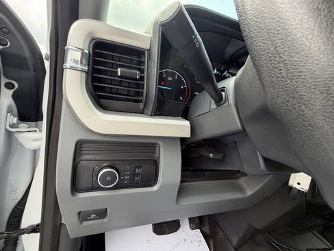 Used 2023 Ford F550 4x4 Regular Cab Super Duty image 40