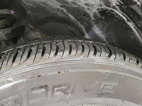 Used 2024 Nissan Rogue SV image 4