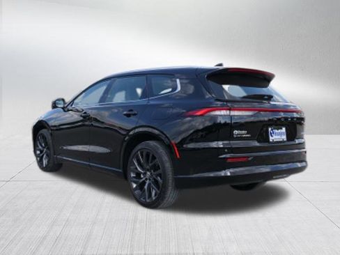 Used 2025 Toyota Crown Signia image 5