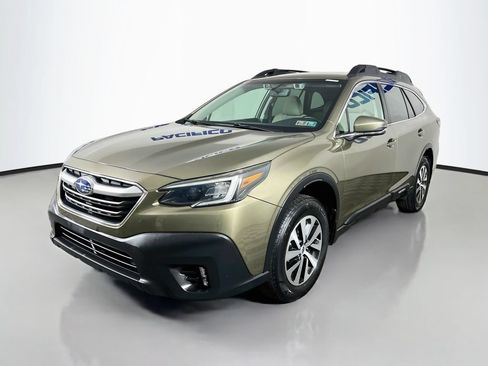 Used 2020 Subaru Outback Premium w/ Popular Package #1 AWD/4WD image 4