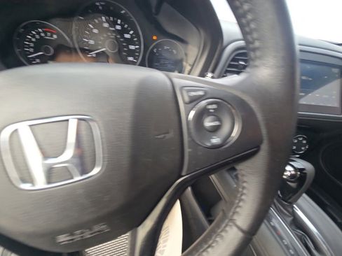 Used 2022 Honda HR-V Sport image 15