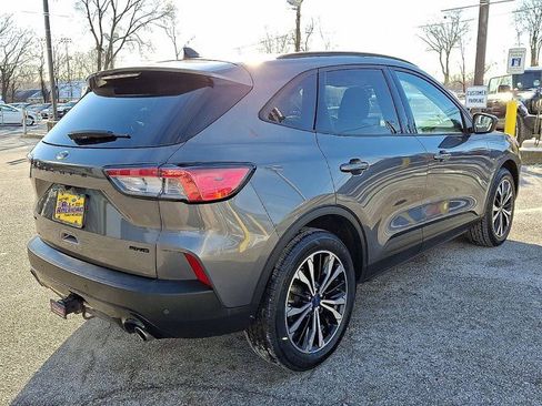 Certified 2022 Ford Escape SEL w/ SEL Stealth AWD Package image 5