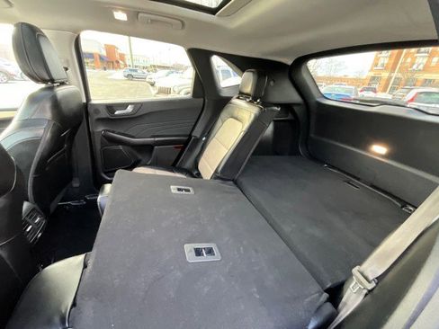 Used 2021 Ford Escape Titanium w/ Titanium Elite Package image 37