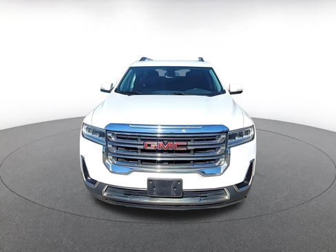 Used 2023 GMC Acadia SLT image 2