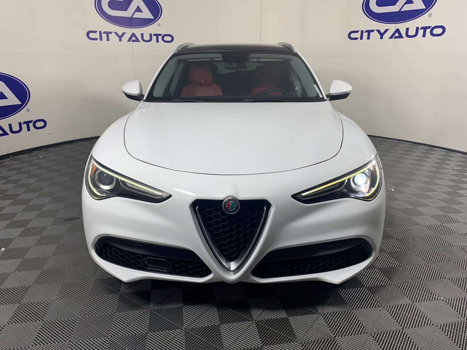 Used 2019 Alfa Romeo Stelvio Ti AWD/4WD image 9