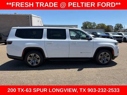 Used 2024 Jeep Wagoneer L 4WD w/ Premium Group I image 2