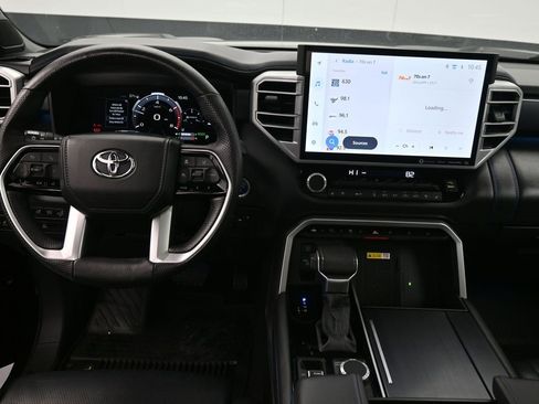 Used 2023 Toyota Tundra Platinum image 11