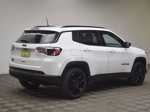 New 2026 Jeep Compass Latitude image 6
