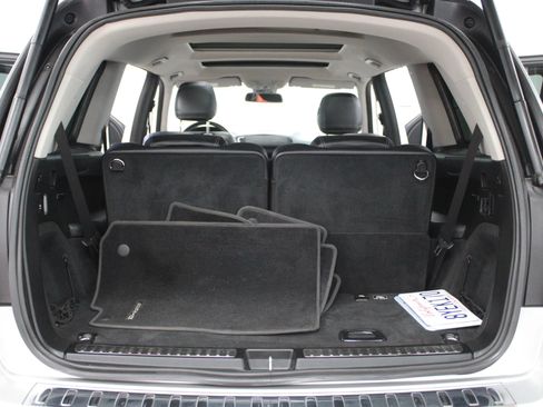 Used 2014 Mercedes-Benz GL 450 4MATIC image 10