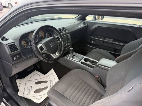 Used 2013 Dodge Challenger R/T w/ Sound Group II RWD image 8