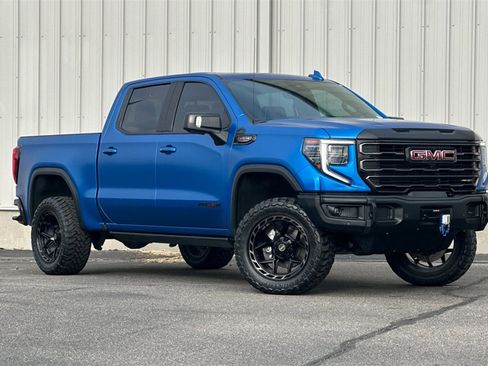 Used 2023 GMC Sierra 1500 AT4X image 2