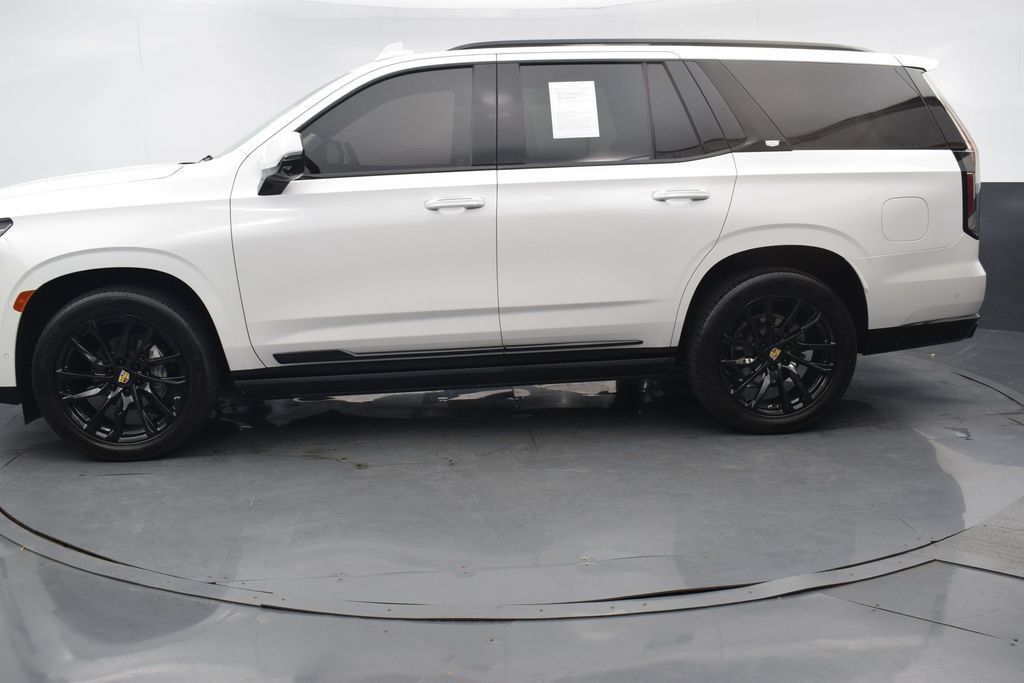 Used 2021 Cadillac Escalade Sport w/ Driver Assist Tech Package AWD/4WD image 2