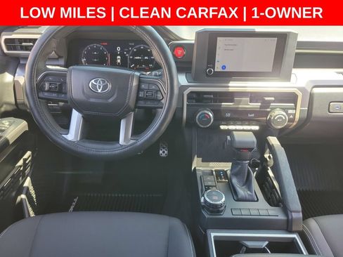 Used 2025 Toyota Tacoma TRD Sport AWD/4WD image 11