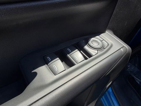 Used 2023 Chevrolet Silverado 1500 Custom image 22