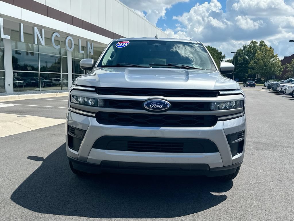Used 2024 Ford Expedition Max XLT RWD image 5