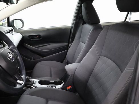 Used 2024 Toyota Corolla LE FWD image 11