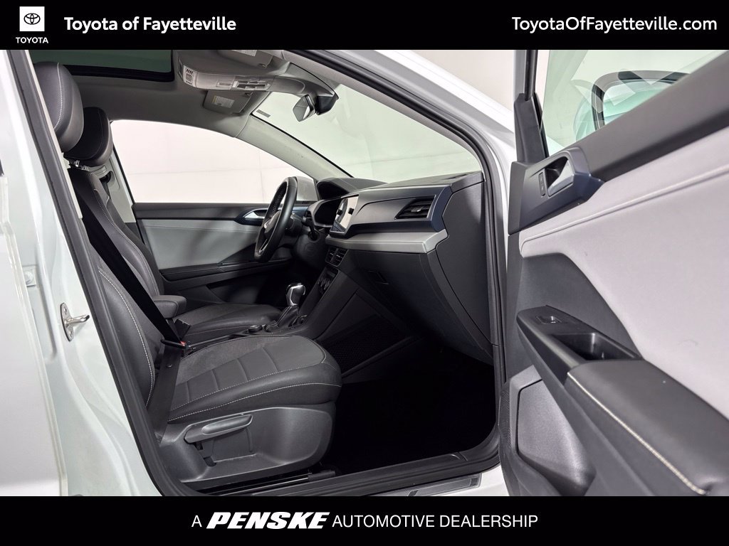 Used 2024 Volkswagen Taos SE AWD/4WD image 15
