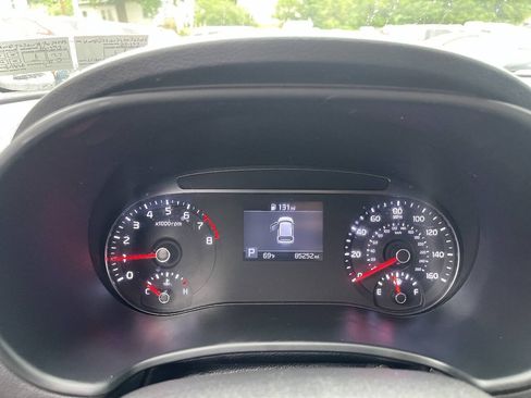 Used 2020 Kia Soul LX FWD image 14