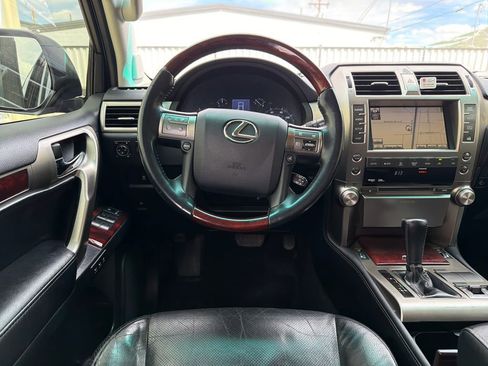Used 2011 Lexus GX 460 w/ Convenience Pkg image 21