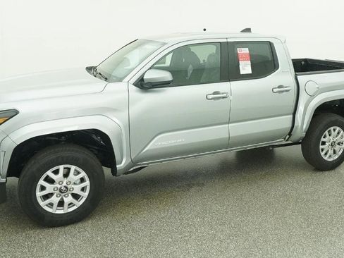 New 2026 Toyota Tacoma SR5 image 6