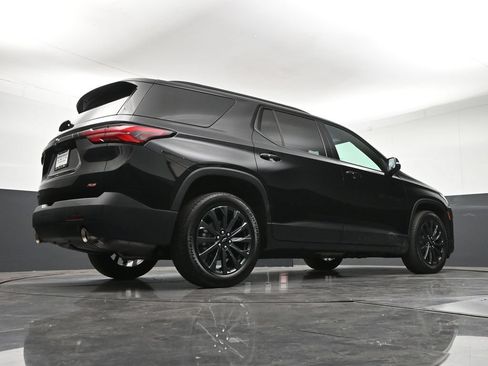 Used 2023 Chevrolet Traverse RS w/ LPO, Floor Liner Package AWD/4WD image 28