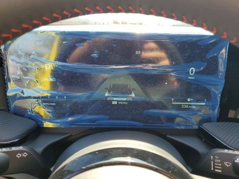 New 2025 Nissan Kicks SR image 12