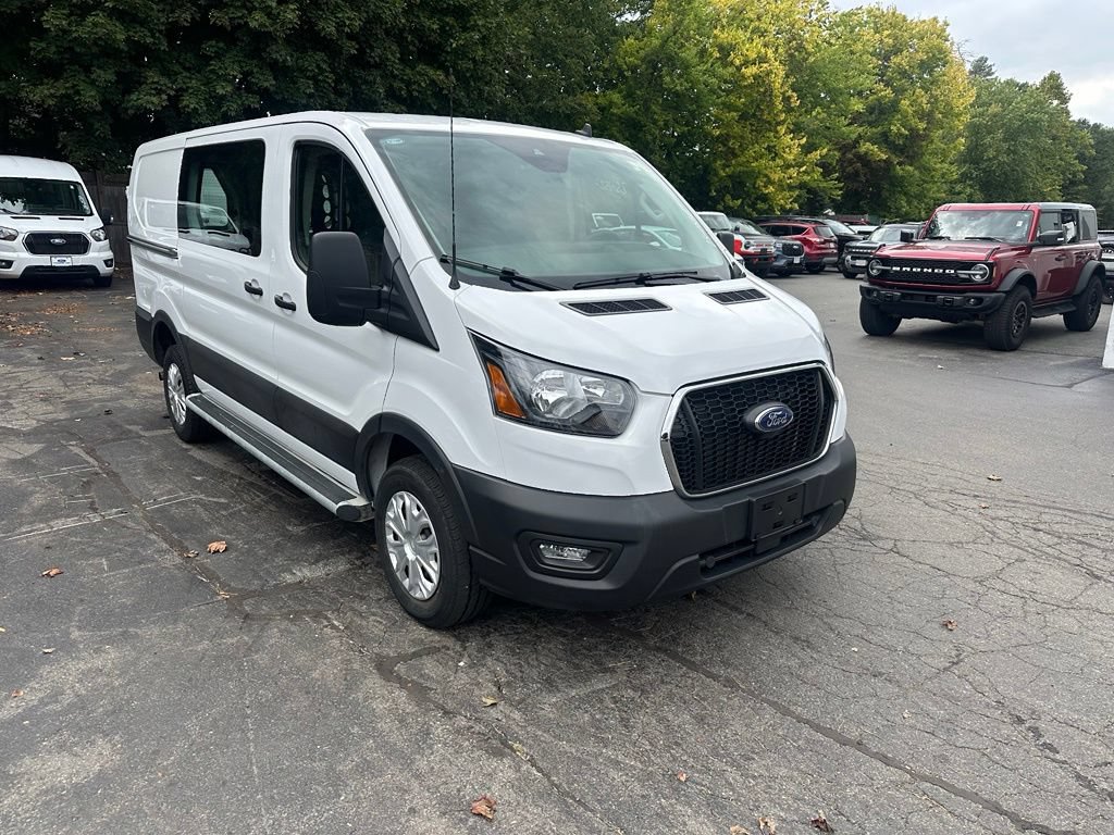 Used 2025 Ford Transit 250 Low Roof w/ Exterior Upgrade Package RWD image 3