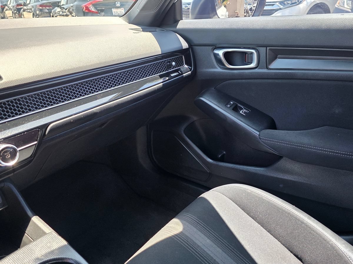 Used 2022 Honda Civic Sport image 32