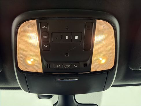 Used 2022 Dodge Durango R/T image 35