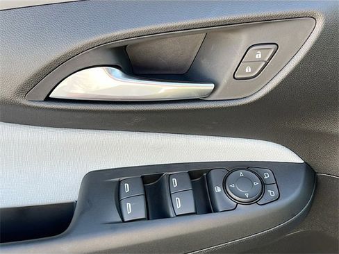 New 2026 Buick Envista Preferred image 13