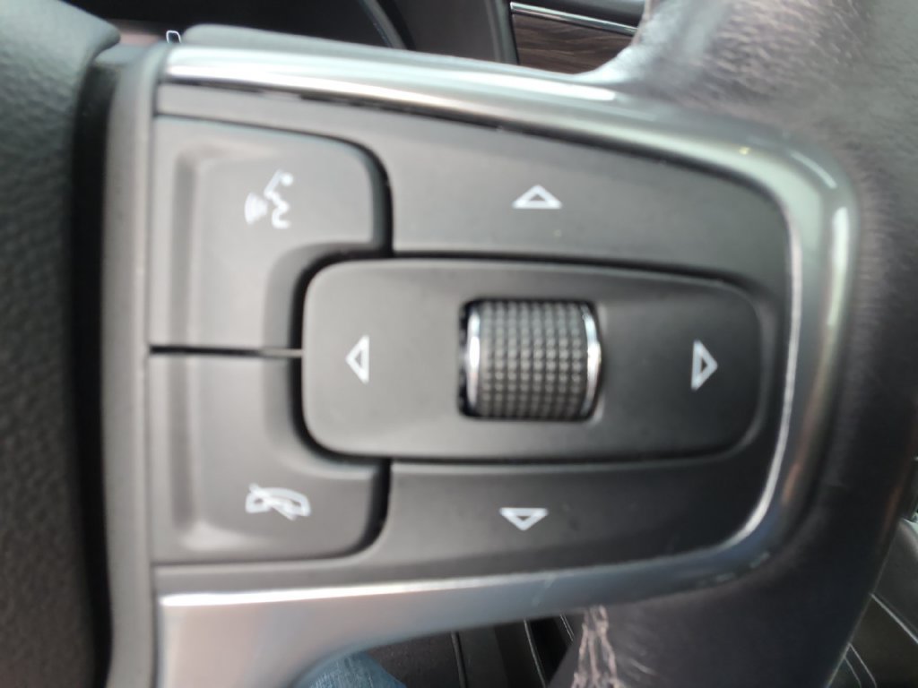 Used 2022 Chevrolet Tahoe LT AWD/4WD image 19