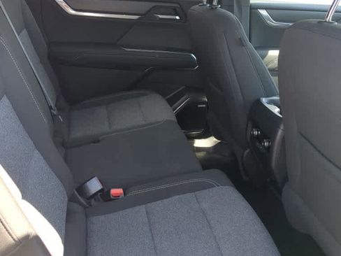 Used 2025 GMC Acadia Elevation image 20