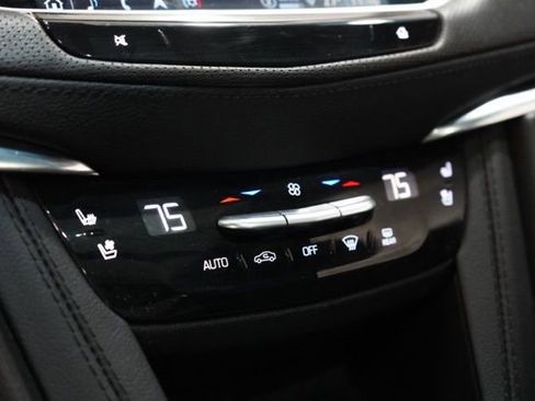 Used 2023 Cadillac XT5 Premium Luxury image 28