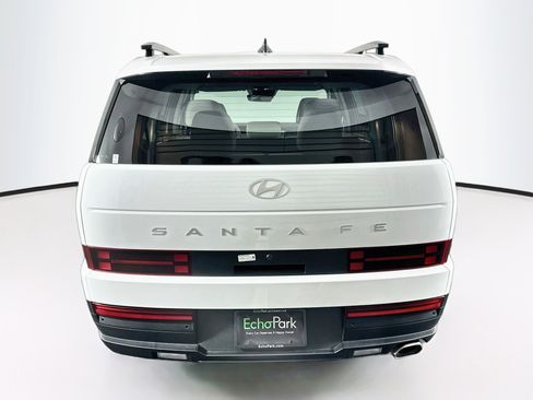 Used 2026 Hyundai Santa Fe SEL FWD image 7
