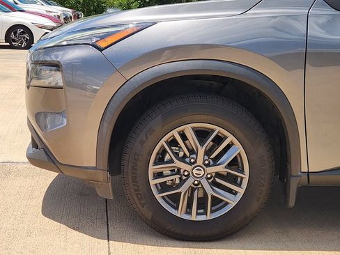 Used 2021 Nissan Rogue S FWD image 10