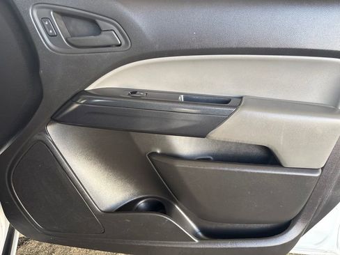 Used 2015 Chevrolet Colorado W/T w/ WT Convenience Package AWD/4WD image 15