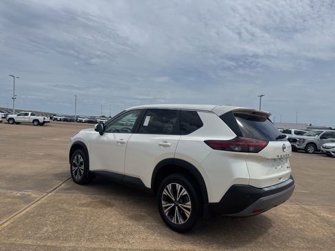 Certified 2023 Nissan Rogue SV AWD/4WD image 6